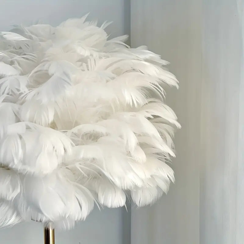 Lampe À Plumes Blanches & Dorées
