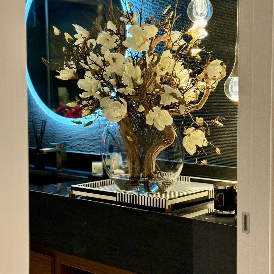 Magnolias Dans Un Vase Lune